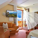 Hotel Vitaler Landauerhof 4*